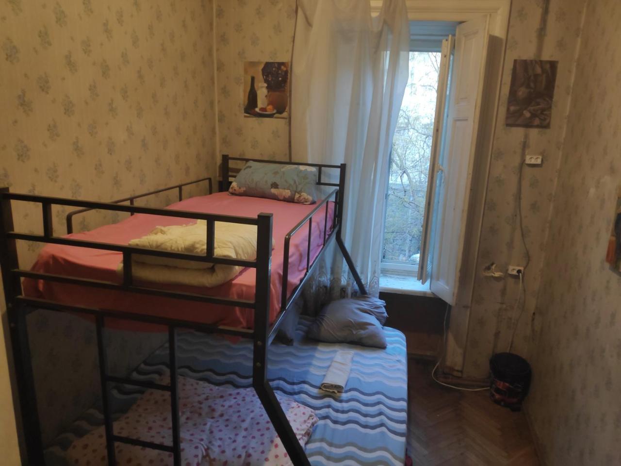 Amoun Hostel Тбилиси Экстерьер фото