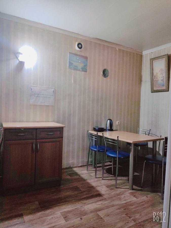 Amoun Hostel Тбилиси Экстерьер фото