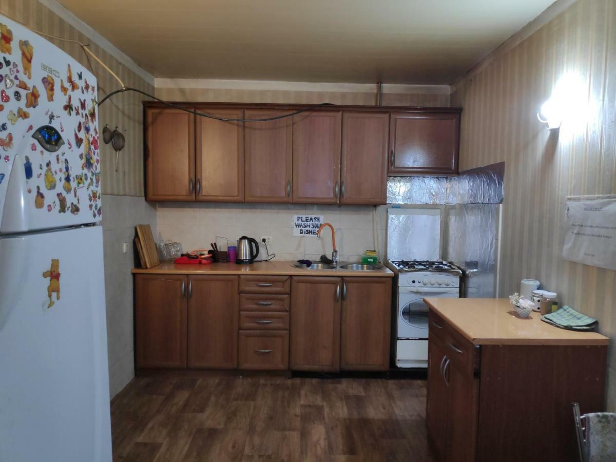 Amoun Hostel Тбилиси Экстерьер фото